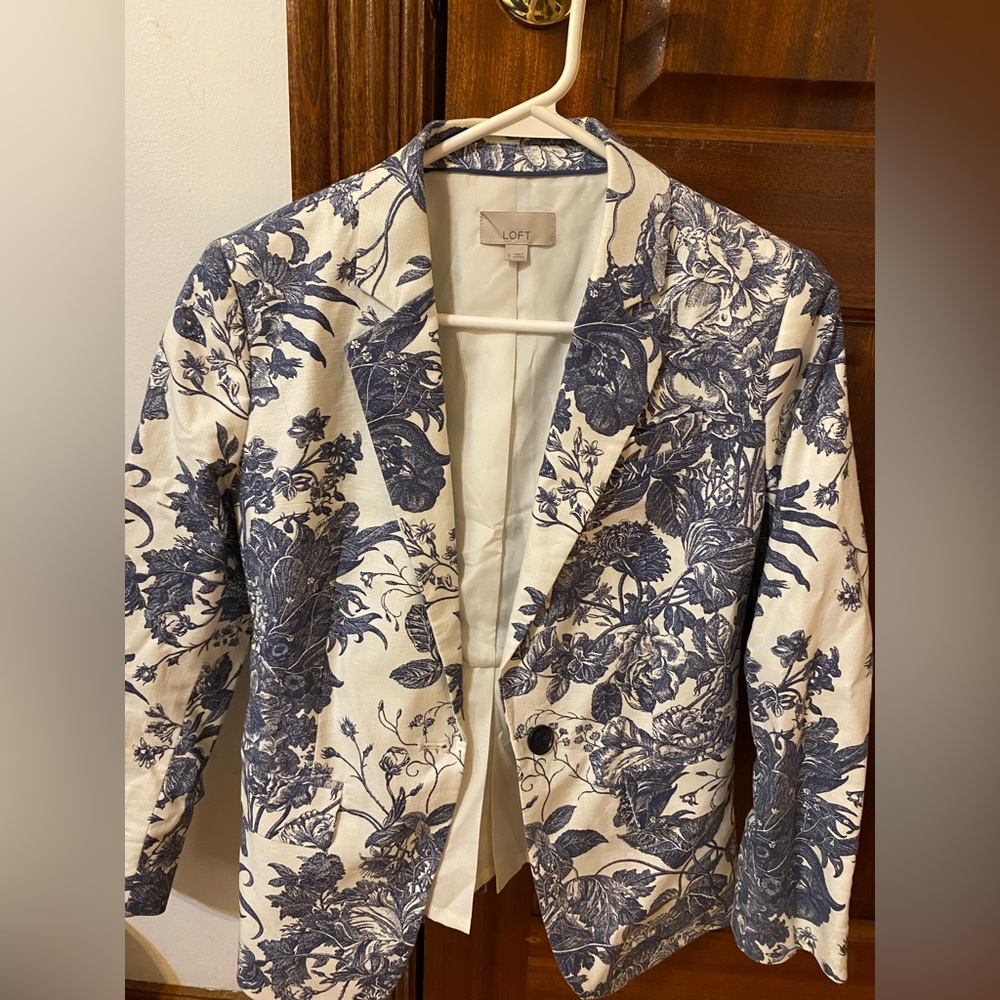 Loft blue floral blazer